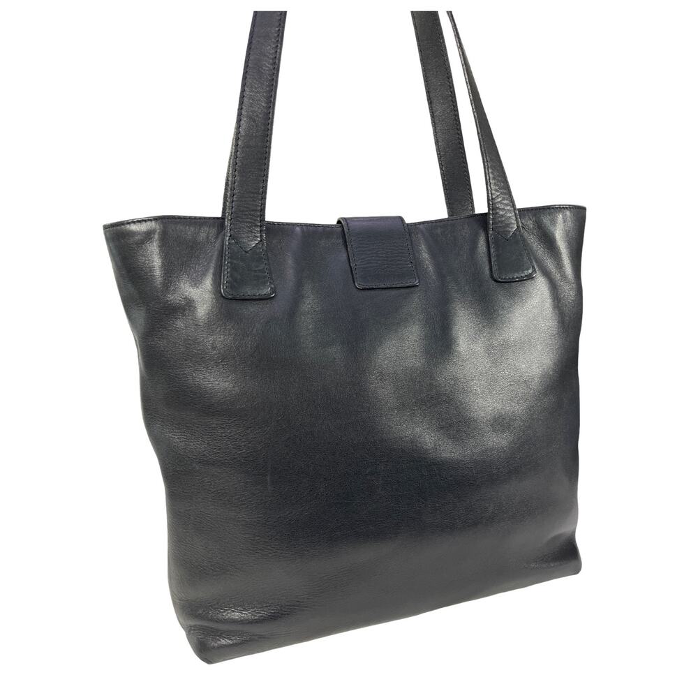 Chanel Black Leather Logo Tab Tote Shoulder Bag Vintage Made In Italy - Picture 15 of 16